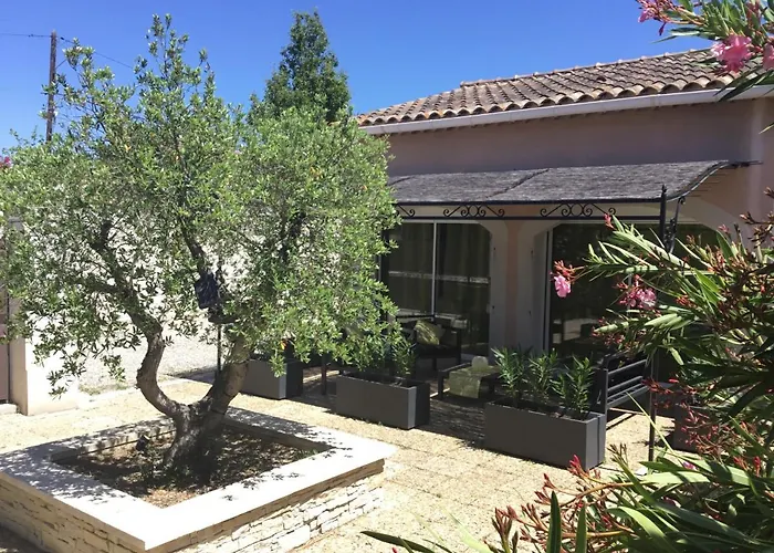 Gite Avec Piscine Lou Minestraue