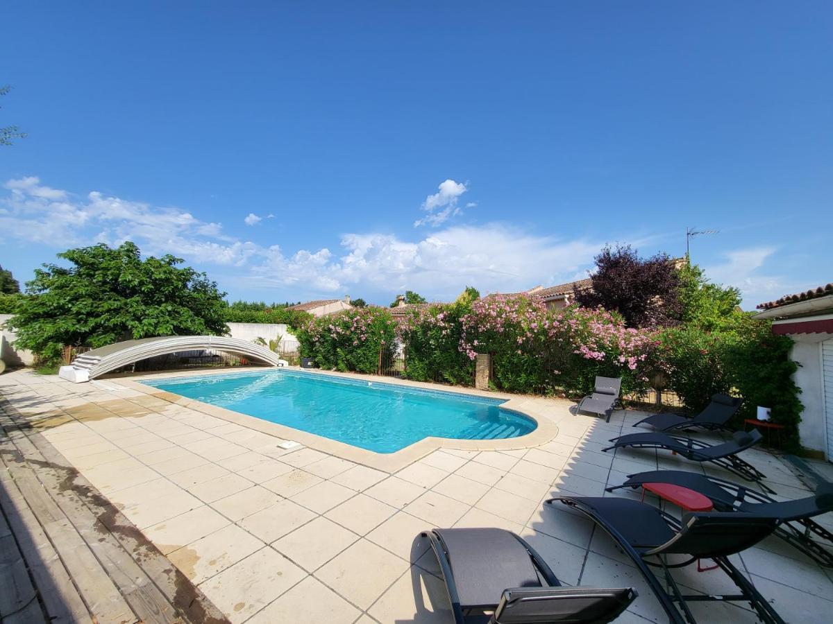 Avec Piscine Lou Minestraue * Entraigues-sur-la-Sorgue