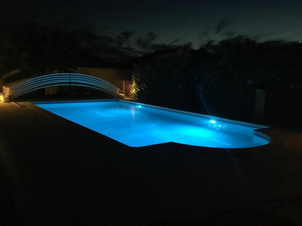 Avec Piscine Lou Minestraue Holiday home Entraigues-sur-la-Sorgue